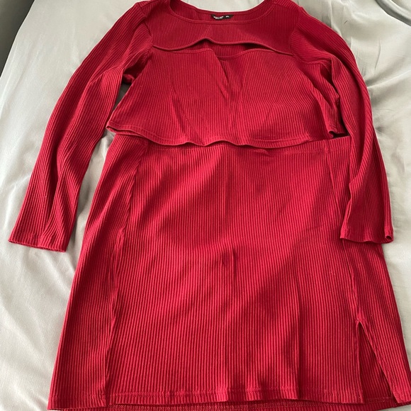 Plus sized 3x 2 piece set from SHEIN, peekaboo crop top w/matching mini skirt - Picture 5 of 6